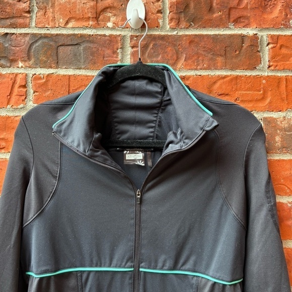 Athleta Medium Black Gray Full Zip Reflective Active Running Jacket Thumbholes - Picture 2 of 10